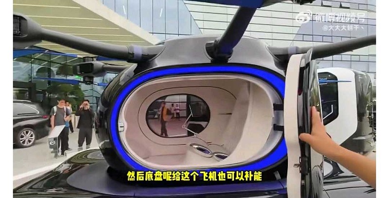 中国无人驾驶飞行汽车在广州试飞