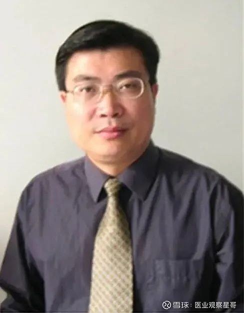 周建军:研究生,博士学位,放射科主任医师,硕士生导师,现任复旦中山