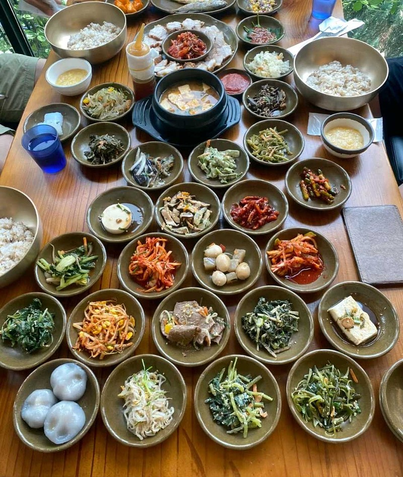 大长今做了一桌子菜琳琅满目,饕餮盛宴板块轮动,搭配均衡万亿概念起此