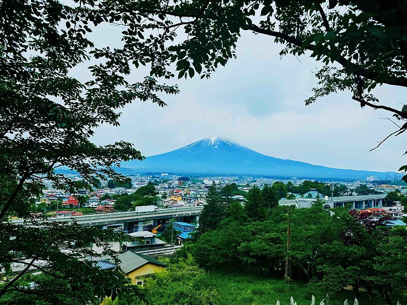 小小富士山，拿捏拿…算了，37
