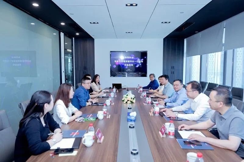 常熟市谈晓华副市长带队赴金柚网考察调研