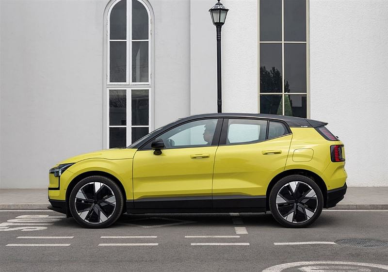 起价超20万,小型纯电suv沃尔沃ex30值吗?