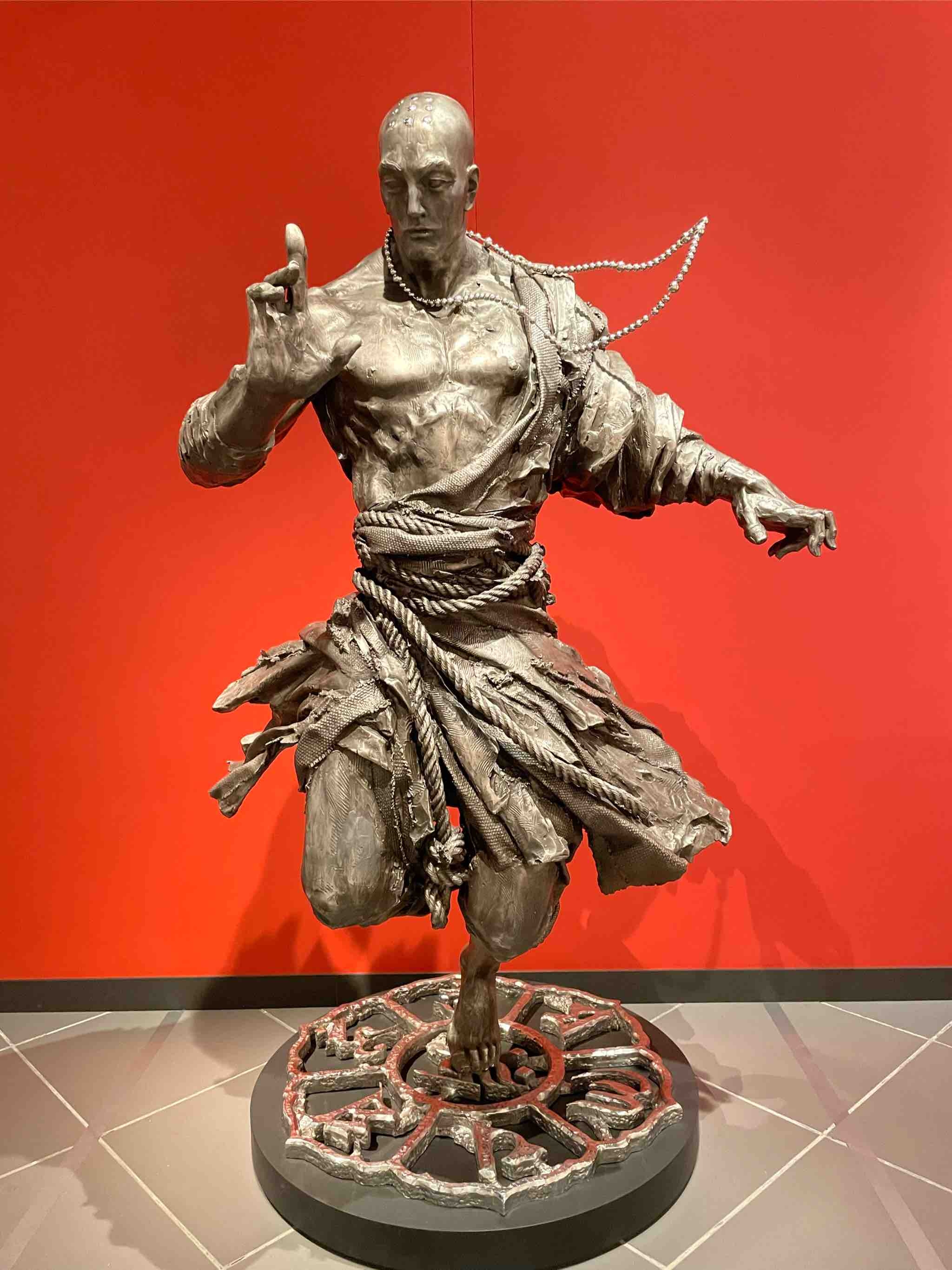 过香港看金庸小说人物雕塑展,猜