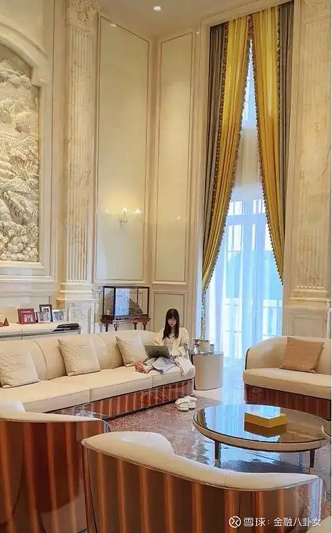 千亿豪门联姻局?特步公主嫁七匹狼公子,6大家族资本局藏不住了 早在2020年,丁佳敏的亲姐、特步长公主丁利智,同样嫁入了豪门,与九牧集团创始人 ...