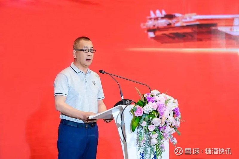 华山论剑品牌管理有限公司董事长董小军,党委书记,总经理张周平,营销