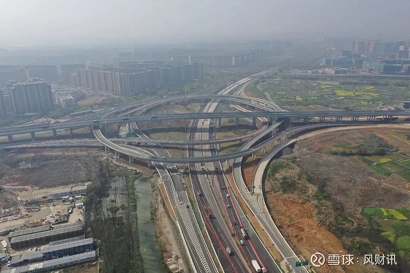 据相关新闻报道,此前杭州出售的绕城高速经营权为25年,大约在2029年