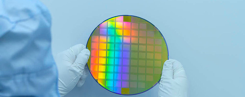 国内硅片大厂132亿扩产!