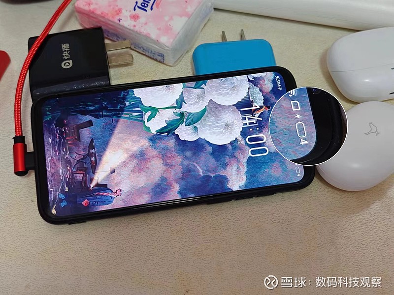 手机电池饿死了，充不进电怎么办？教你一招救活它！ 估计很多人跟我一样，手机电池好端端“饿死”了。也就是手机电池耗到自动关机后，有很长一阵子不给 ...
