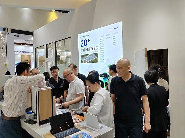 万华生态集团亮相广州定制家居展，以“无醛添加”引领行业新未来 3月27日-30日，广州——在备受瞩目的2025广州定制家居展上，万华禾香与 ...