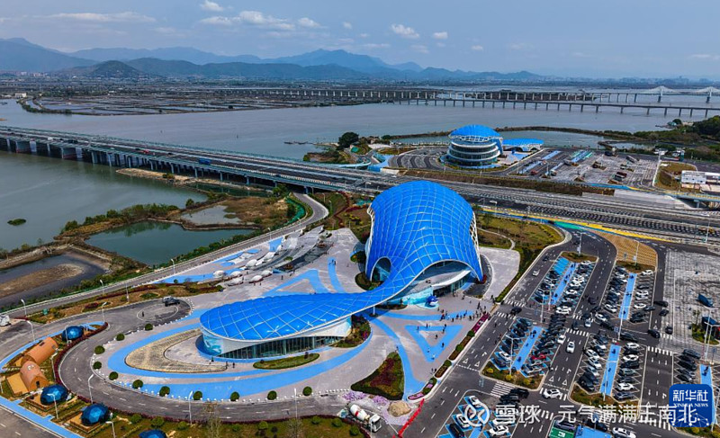 广东新晋网红高速服务区亮相潮汕 由中铁十四局承建的深汕西高速改扩建工程汕尾长沙湾服务区全面投入使用。该服务区打造“蓝鲸天幕”外观,以潮汕特色 ...
