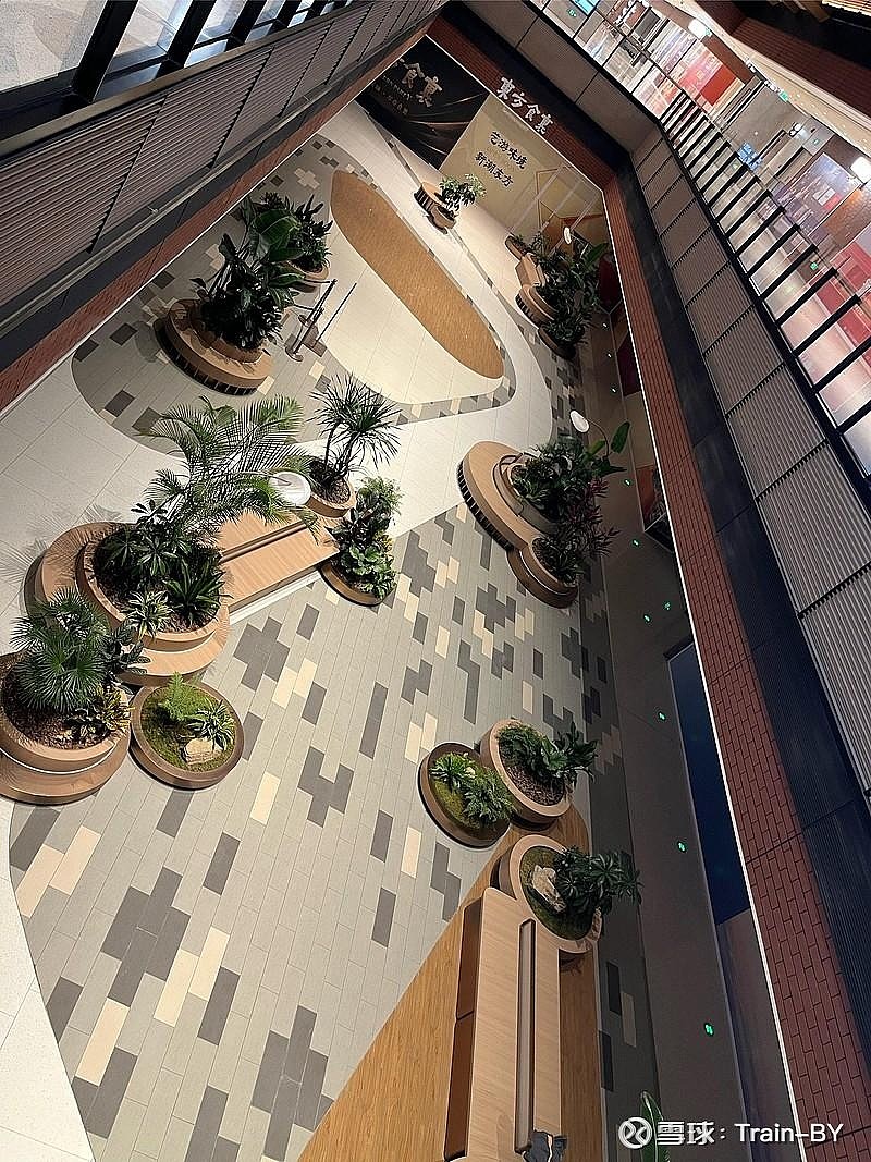 上海利园(LEE GARDENS SHANGHAI)初探 近期,笔者赴上海利园实地参观,初探了上海利园目前的营业情况和周边环境,简要思考了上海 ...