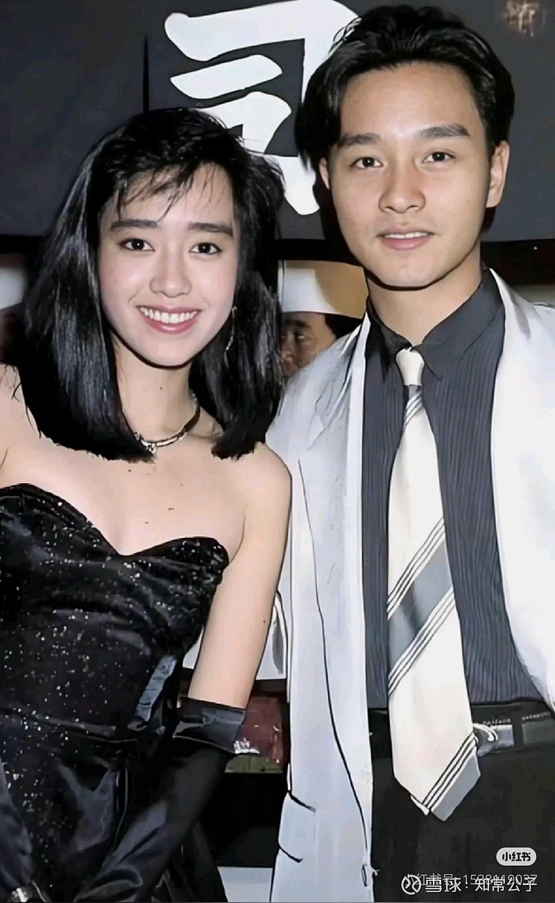 如果大家收到号称是$富途控股(FUTU)$ 的短信，千万不要点击链接，是诈骗短信！［富途牛牛］客戶您好，根據香港金管局最...