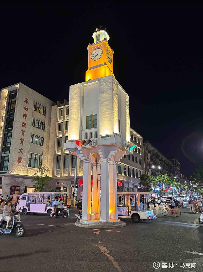 兴业银行要卖出了吗？】 兴业股价就涨了这么一点，PB才刚刚0.65倍，很多人都在问要不要卖，很多人已经卖了很多仓位...