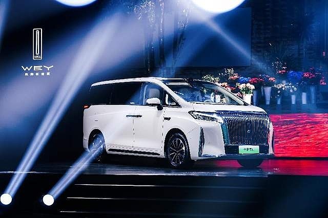 30万内MPV实力天花板，魏牌高山7预售启动-锋巢网