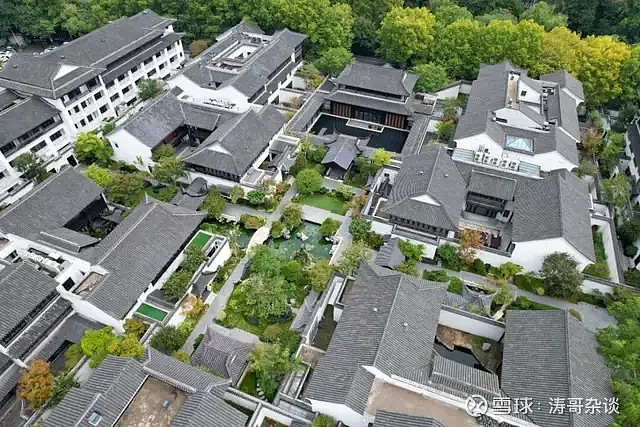 27.8万/㎡！杭州豪宅天花板，被一家电梯巨头捅破？ 杭州楼市顶豪之战，全面打响。就在这个9月，位于上城区南宋皇城遗址旁的西子御园正式取证 ...