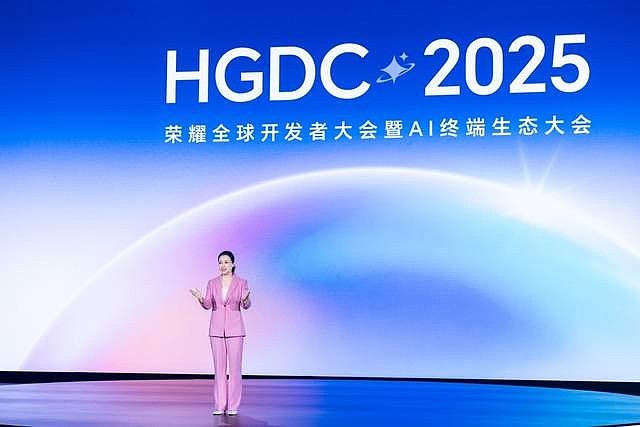 荣耀发布8大AI场景解决方案：以“全场景覆盖”推动终端智能落地-锋巢网