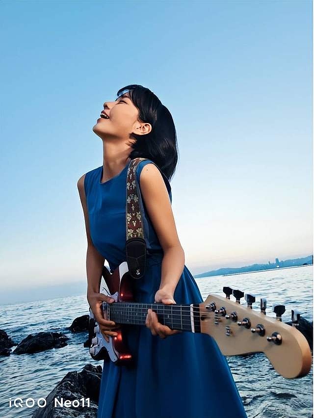 行业领先游戏视效“一机制胜”iQOO Neo11到手2599元起售-锋巢网