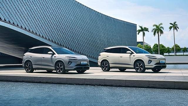 百日新传奇!比亚迪海狮06十万辆下线,刷新全品类最快十万辆纪录-锋巢网