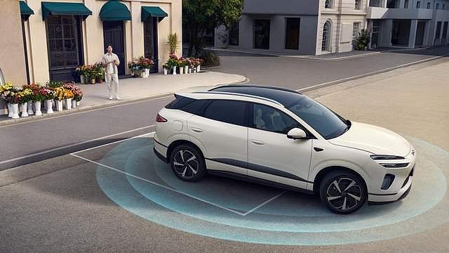 百日新传奇!比亚迪海狮06十万辆下线,刷新全品类最快十万辆纪录-锋巢网