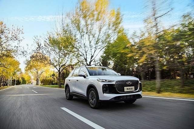 冠军再进化!第五代瑞虎8正式上市,限时抢鲜价9.29万元起-锋巢网