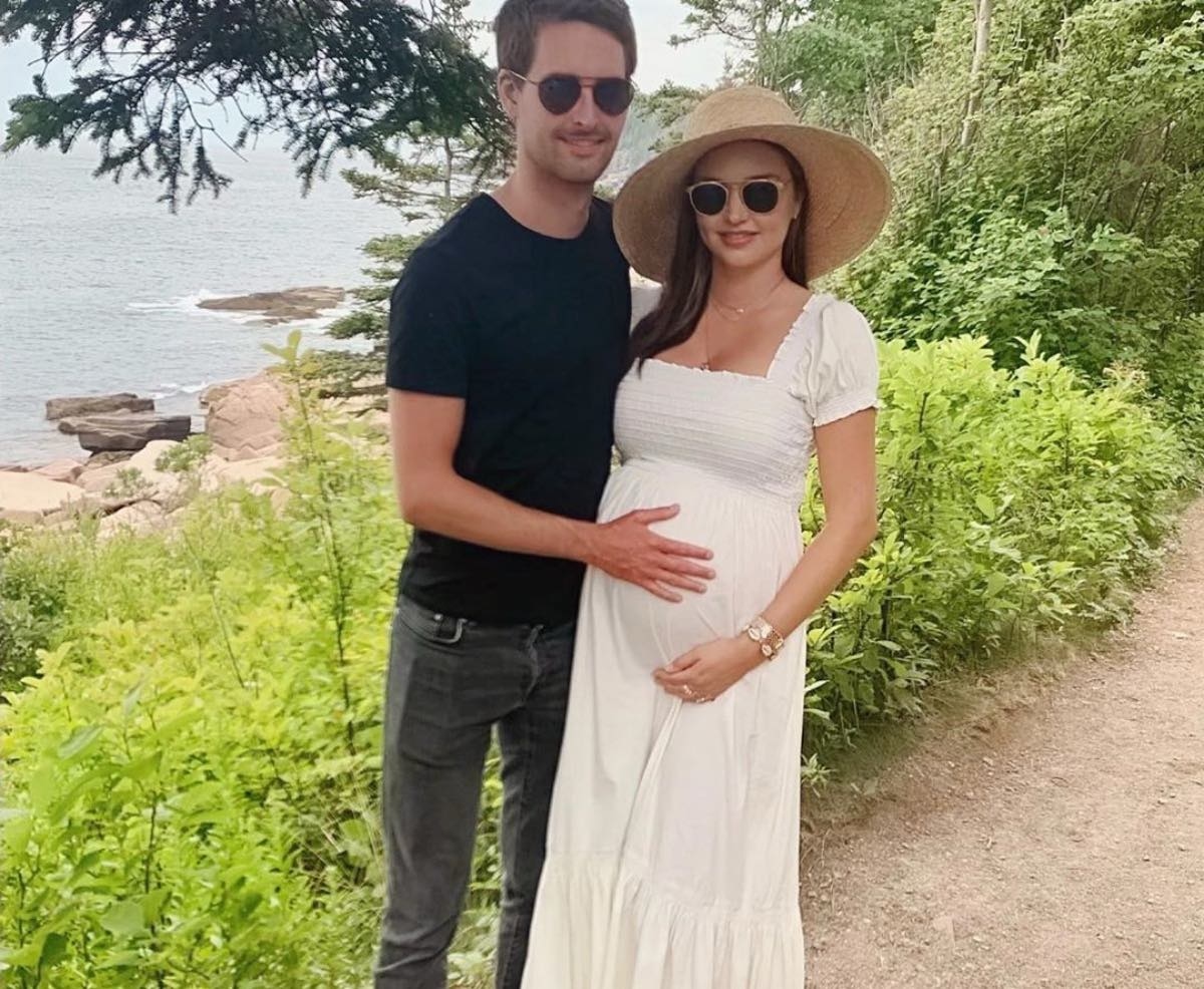 Snap Inc.(SNAP)股票股价_股价行情_讨论_资讯_财报_数据报告- 雪球