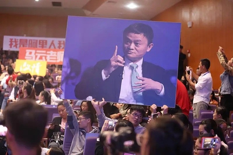 标普500ETF和 标普500指数ETF 联接A虽均跟踪 标普500指数 ,但在投资运作、交易等多方面差异明显,具体区别... - 雪球