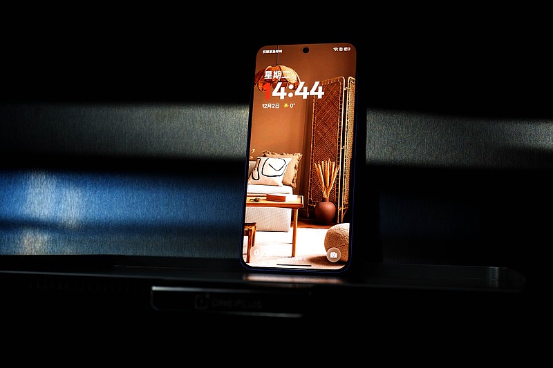 一加Ace 6T体验:帧数Pro+续航Max 次世代竞技手机新选择-锋巢网