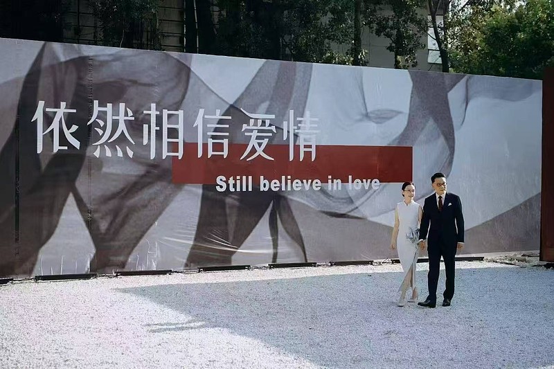 张丹红正面硬刚婚姻质疑!李国庆没钱没势我就爱了,母亲曾不看好 12 月 14 日消息,前段时间李国庆和张丹红的婚姻争议一直没断过,各种传言闹得 ...