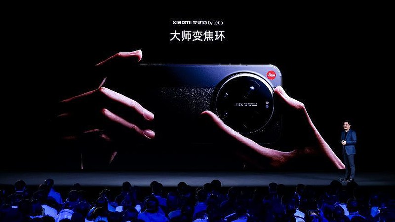 “巅峰影像科技旗舰”小米17 Ultra重磅发布,开启移动影像“光学变焦时代”-锋巢网