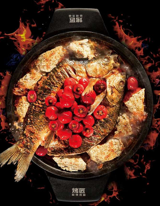 烤匠北京门店惊现蟑螂爬上桌 排队3小时仅退餐费令消费者失望(图2)