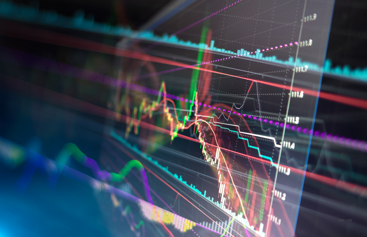 A股收评】三大指数涨跌不一，黄金股再度飙涨！ 2026年1月19日，三大指数涨跌不一，截至收盘， 上证指数涨0.29%， 深证成指