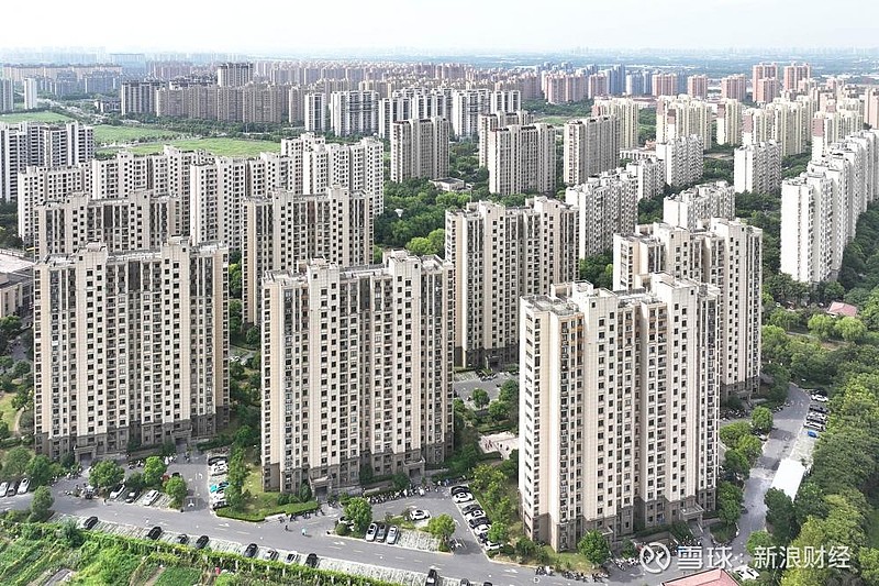 成交量上涨、价格企稳 多地二手房交易升温 来源：21世纪经济报道 在楼市政策驱动及翘尾行情效应下，热点城市的楼市升温行情仍在延续。 多家机构 ...