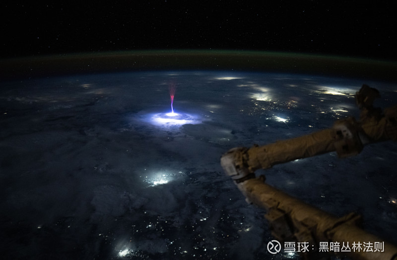 全线反弹---春风乍起,烽火重燃 连续的杀跌,像一场漫长的冬夜。但今天,市场终于迎来了一次全面的反弹。早盘竞价,光伏设备与商业航天并肩而起 ...