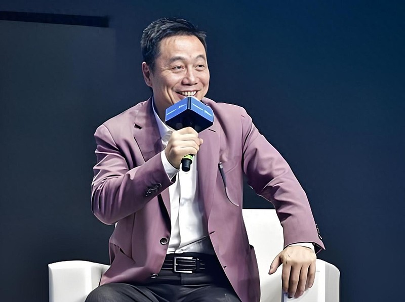 携程宣布范敏辞任公司董事兼总裁职务 季琦退出董事会 雷递网 乐天 2月26日 携程 (股份代码:9961)今日宣布,范敏已辞任公司董事兼总裁 ...
