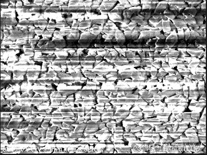 扫描电镜 SEM 测试常见问题及解决办法 扫描电子显微镜（Scanning Electron Microscope，SEM）是利用聚焦电子束对 ...