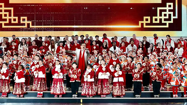 义乌春晚“溢出效应”:如何将全球流量转化为“世界级机遇” 当中央广播电视总台2026年春节联欢晚会的聚光灯,聚焦在“世界超市”浙江义乌时,很多 ...