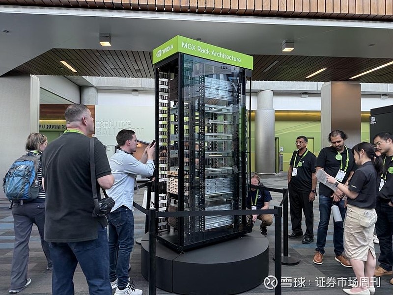 蓝思科技携手元拾科技 重磅推出全景智显 AI 机柜 据报道，在2026 NVIDIA GTC 大会上， 蓝思科技 联合元拾科技发布其跨代际创新 ...