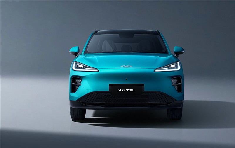 破卷封神!奇瑞风云之夜亮剑,T9L携2000km续航+5秒破百炸场预售-锋巢网