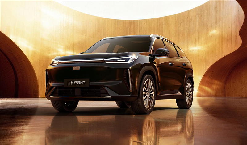 预售价13.98万元起，吉利银河M7刷新主流精品电混SUV价值天花板-锋巢网