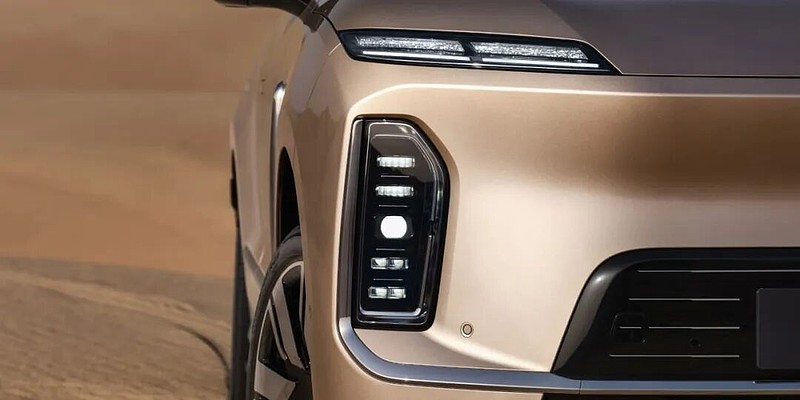 Micro Led Cars 超10款,Micro LED“上车”盘点 2026年,Micro LED车灯正获得越来越多汽车品牌青睐,应用持续加速。近期,奔驰、 蔚来 相继 ...