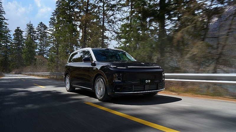 全域自研的硬核实力：零跑D19售价21.98万起，重塑旗舰平权新时代-锋巢网