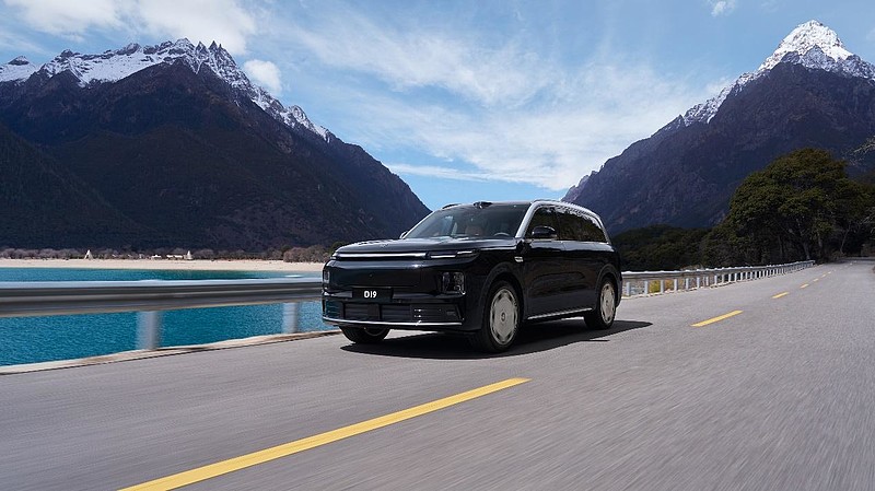 全域自研的硬核实力：零跑D19售价21.98万起，重塑旗舰平权新时代-锋巢网