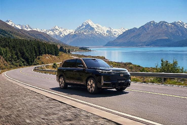 吉利銀河M9黑金智曜版正式登場，限時(shí)先享指導(dǎo)價(jià)25.98萬元-鋒巢網(wǎng)