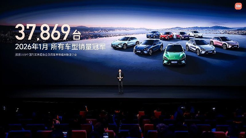 7分22秒755!小米YU7 GT登顶纽北最速SUV,雷军:在伟大旅程中成就更好的自己-锋巢网