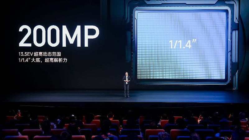 7分22秒755!小米YU7 GT登顶纽北最速SUV,雷军:在伟大旅程中成就更好的自己-锋巢网