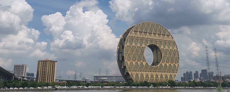A 股进入牛市主升期 散户投资注意事项 2026 年市场为结构性主升慢牛,主线集中 AI 算力、半导体设备、高端制造国产替代、高股息资源,并非 ...