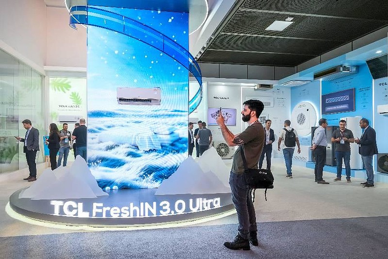TCL实业IFA 2026“灵感栖居”展区亮相:屏显到家庭全场景,“AI Inspired Life”启迪未来生活灵感-锋巢网