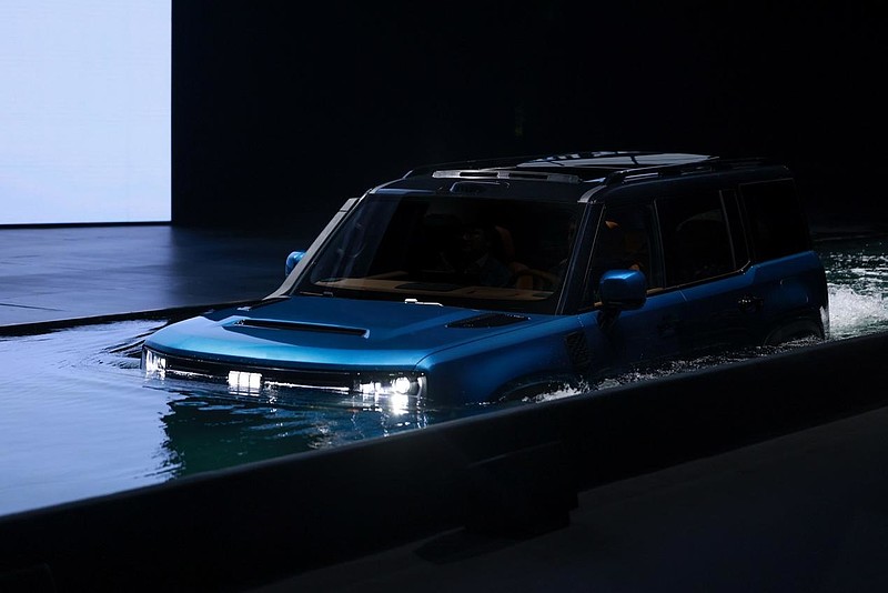 银河战舰700上市限时焕新价 16.98万元起,引领新能源硬派SUV 2.0时代-锋巢网